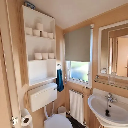 The Perrycroft At The Beeches Caravan Park *